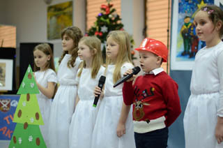 Udział uczniów w IX Regionalnym Przeglądzie Kolęd i Pastorałek „Hej kolęda”