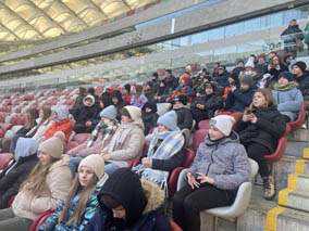 Wycieczka na Stadion Narodowy i do teatru „Kamienica” w Warszawie