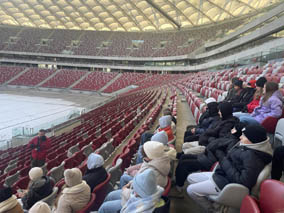 Wycieczka na Stadion Narodowy i do teatru „Kamienica” w Warszawie