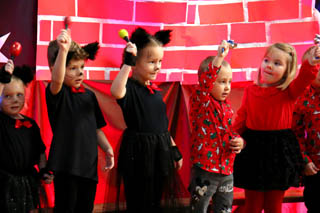 Mikołaj w Przedszkolu w grupach „Sówki”, „Żabki”