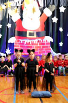 Mikołaj w Przedszkolu w grupach „Sówki”, „Żabki”