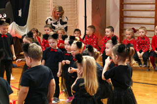 Mikołaj w Przedszkolu w grupach „Sówki”, „Żabki”