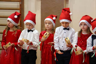Mikołaj w Przedszkolu w grupach „Biedronki”, „Motylki”, „Żuczki”