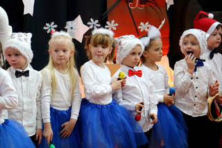 Mikołaj w Przedszkolu w grupach „Biedronki”, „Motylki”, „Żuczki”