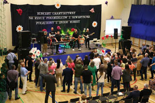Koncert charytatywny na rzecz pogorzelców z Sewerynowa połączony z Dniem Kobiet