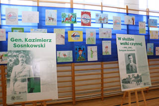 Uczniowie kl. I-III świętują DZIEŃ PATRONA