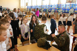 Uczniowie kl. I-III świętują DZIEŃ PATRONA
