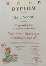 Sukces uczennic w gminnym konkursie plastycznym „Moja Mama – Największa Czarodziejka Świata”